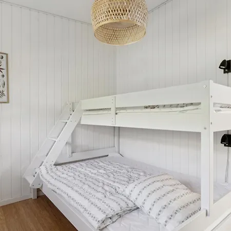 بيت للعطل With Comfort Nature Modern Design إلينغه