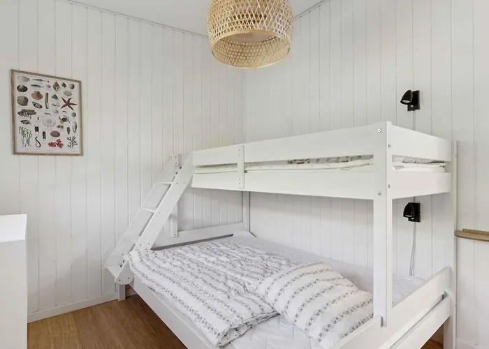Feriehus With Comfort Nature Modern Design Allinge-Sandvig