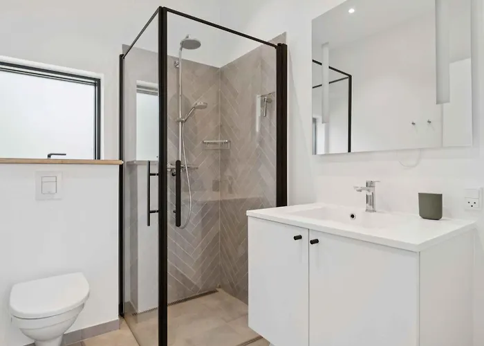 With Comfort Nature Modern Design Feriehus Allinge-Sandvig